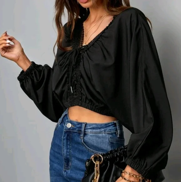 Long sleeved crop top ๐ค - Picture 5 of 14